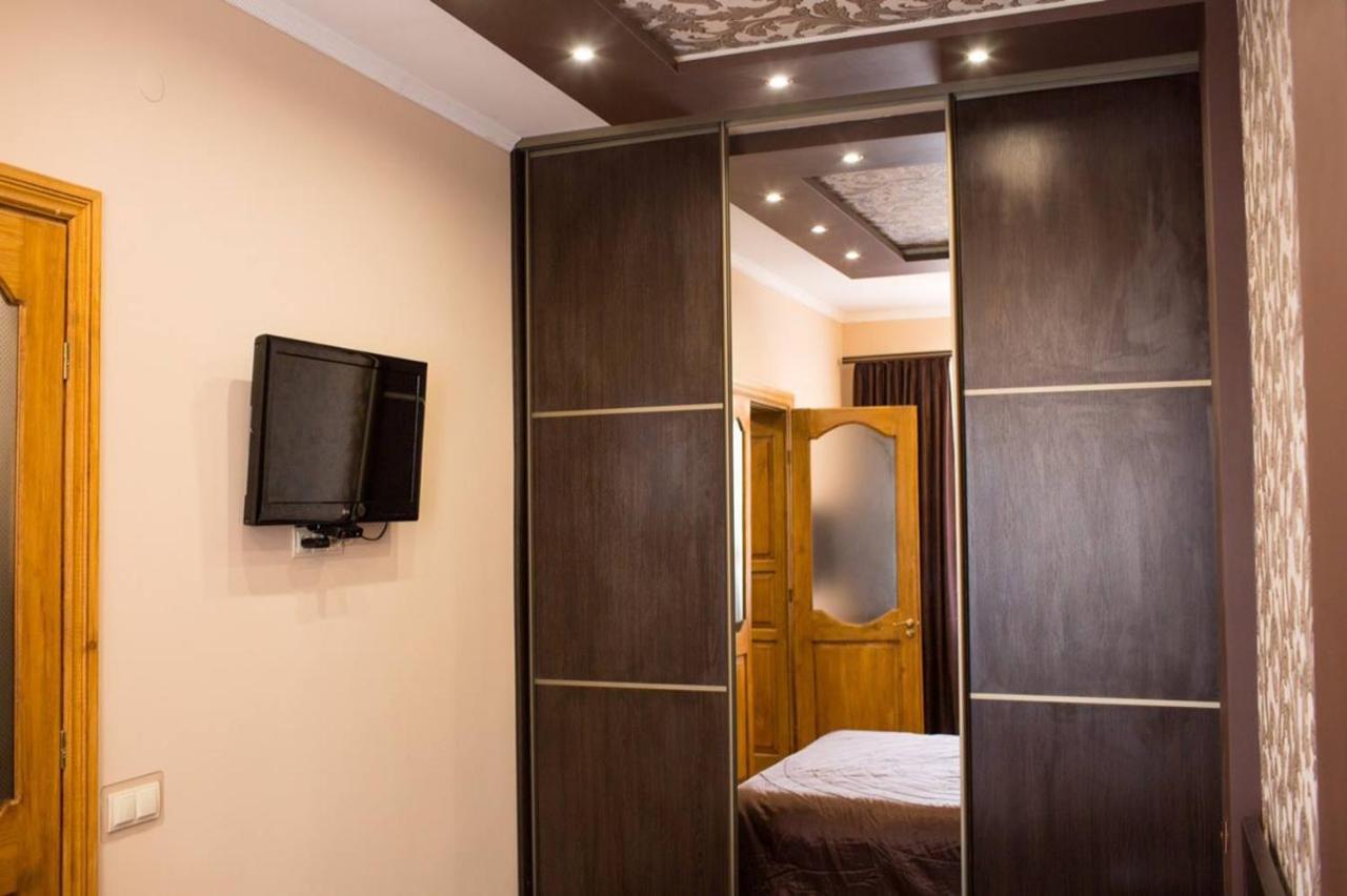 Guest House At Kulisha 12 Lviv Buitenkant foto